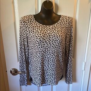 Old Navy Cream and Brown Relaxed Long Sleeve Blouse